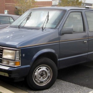 1995 plymouth grand-voyager photo
