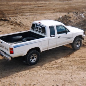 1995 toyota pick-up photo