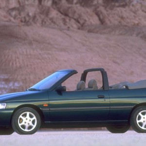 1996 ford escort photo
