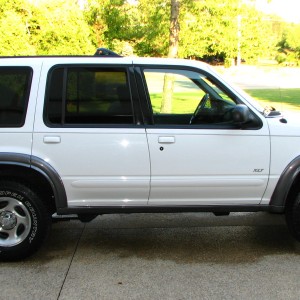 1996 ford explorer photo