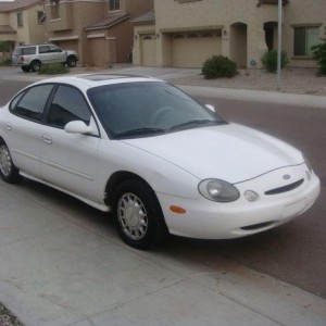 1996 ford taurus photo