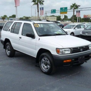 1996 nissan pathfinder photo
