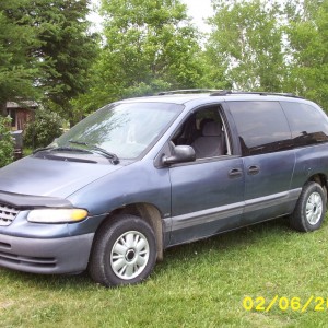 1996 plymouth grand-voyager photo