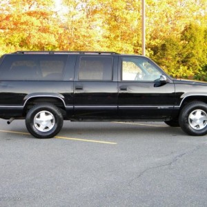 1997 chevrolet suburban photo
