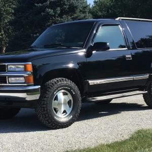 1997 chevrolet tahoe-ls-lt photo