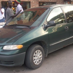 1997 plymouth grand-voyager-serallye photo