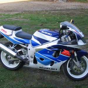 1997 suzuki gsx-r750 photo