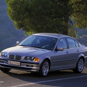 1998 bmw 318i photo