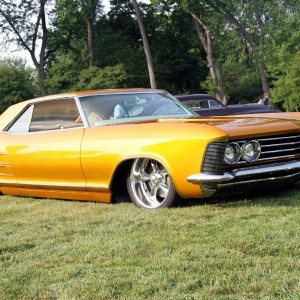1998 buick riviera photo