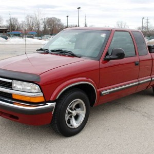 1998 chevrolet s-10-pickup photo