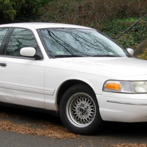 1998 ford crown-victoria photo