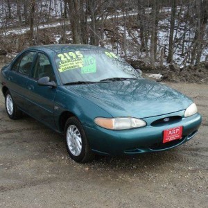 1998 ford escort-se photo