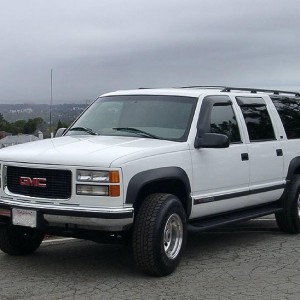 1998 gmc suburban photo