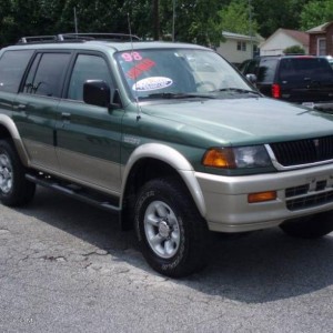 1998 mitsubishi montero photo
