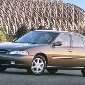 1998 nissan altima photo