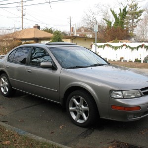1998 nissan maxima photo