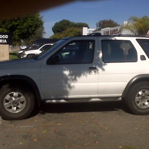 1998 nissan pathfinder photo