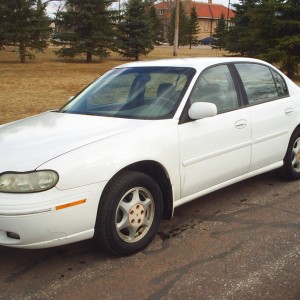 1998 oldsmobile cutlass photo