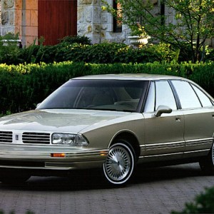 1998 oldsmobile regency photo