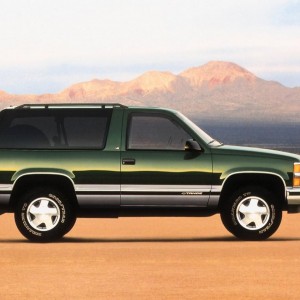 1999 chevrolet tahoe-base-ls-lt photo