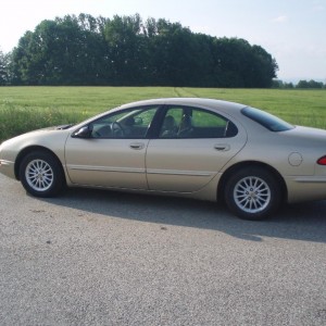 1999 chrysler concorde photo