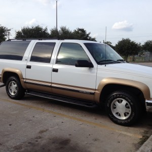 1999 gmc suburban photo