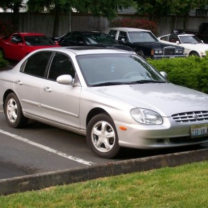 1999 hyundai sonata photo
