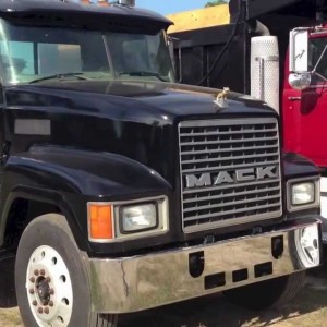 1999 mack ch photo