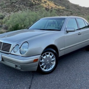 1999 mercedes-benz e-class-e320 photo