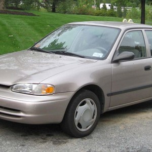 2000 chevrolet geo-prizm photo