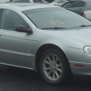 2000 chrysler lhs photo