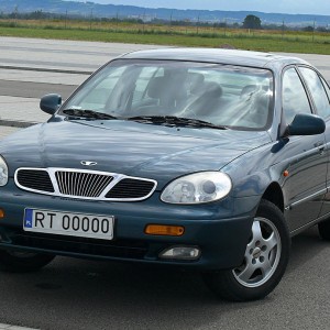 2000 daewoo leganza photo
