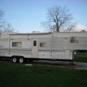 2000 fleetwood-enterpriseswildnerness fleetwood-enterprises-inc-wilderness photo