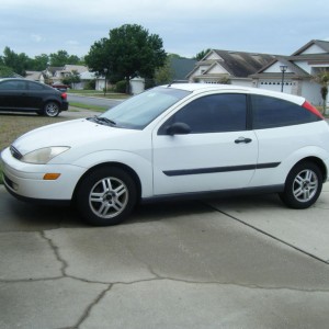 2000 ford focus-zx3 photo