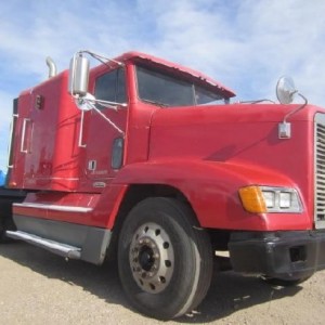 2000 freightliner cc-conventional photo