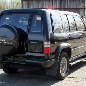 2000 isuzu trooper photo