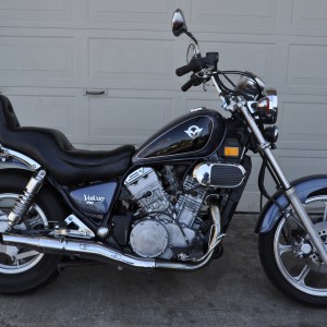 2000 kawasaki vulcan-750 photo