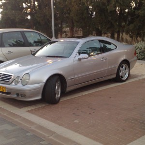 2000 mercedes-benz clk-class photo