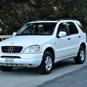 2000 mercedes-benz m-class-ml320 photo