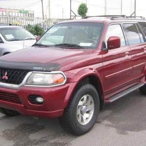 2000 mitsubishi montero-sport photo