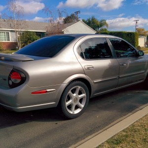 2000 nissan maxima photo