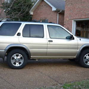 2000 nissan pathfinder photo