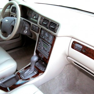 2000 volvo c70 photo