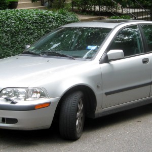 2000 volvo s40 photo