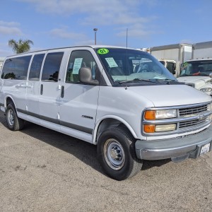 2001 chevrolet express-3500 photo