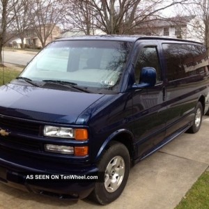 2001 chevrolet express photo