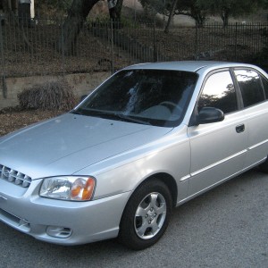 2001 hyundai accent-gl photo