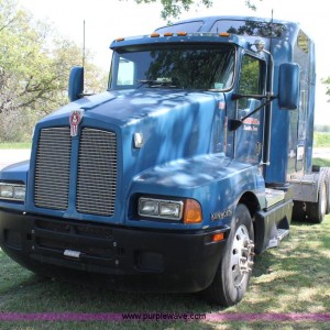 2001 kenworth t600 photo