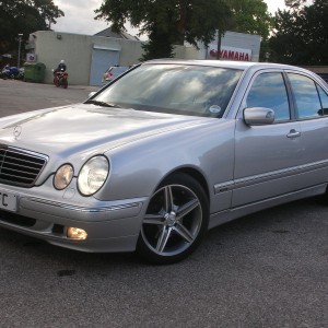 2001 mercedes-benz e-class photo