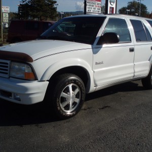 2001 oldsmobile bravada photo
